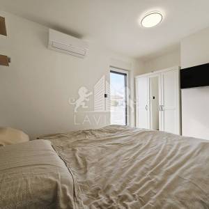 Maslenica – moderna kuća s bazenom i 4 spavaće sobe