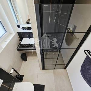 Maslenica – moderna kuća s bazenom i 4 spavaće sobe