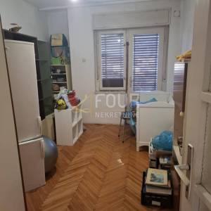 Matulji, dvojna kuća s tri stana, pogled na more