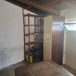 Matulji, dvojna kuća s tri stana, pogled na more