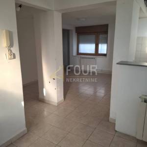 Matulji, dvojna kuća s tri stana, pogled na more