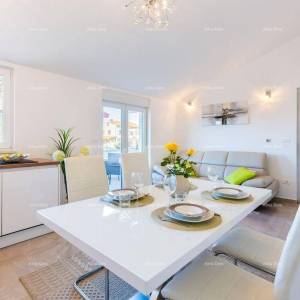 Medulin –  kuća s 2 apartmana, 100 m od plaže