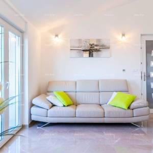 Medulin –  kuća s 2 apartmana, 100 m od plaže