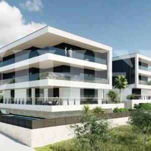 MEDULIN, LUKSUZNI APARTMANI, DVA OBJEKTA S TRI STANA S BAZENOM,9/2025