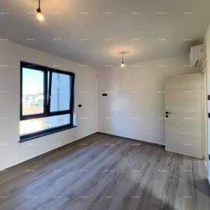 Medulin. Prodaje se dvojna vila sa bazenom i garažom