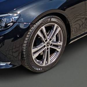 Mercedes-Benz E-klasa 220D - 3 godine jamstva