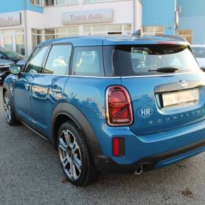 Mini Countryman Yours Trim AUTOMATIK *PANORAMA, LED, NAVIGACIJA, KAMERA*