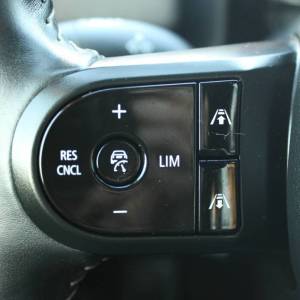 Mini Countryman Yours Trim AUTOMATIK *PANORAMA, LED, NAVIGACIJA, KAMERA*