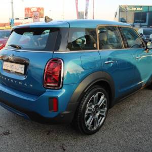 Mini Countryman Yours Trim AUTOMATIK *PANORAMA, LED, NAVIGACIJA, KAMERA*