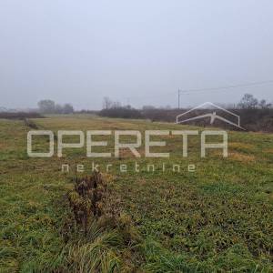 Mladena Fiolića, Zemljište, 581.400,00 EUR