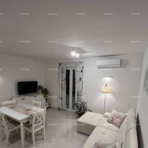 MODERAN STAN U PEROJU, 1 KM OD MORA