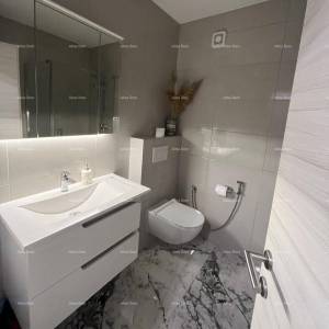 MODERAN STAN U PEROJU, 1 KM OD MORA