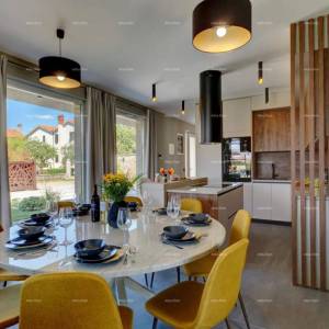 Moderna duplex villa s bazenom, saunom i jacuzzijem, Marčana!