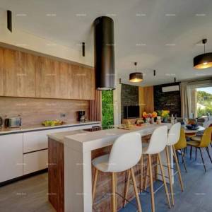 Moderna duplex villa s bazenom, saunom i jacuzzijem, Marčana!