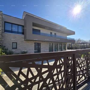 Moderna duplex villa s bazenom, saunom i jacuzzijem, Marčana!