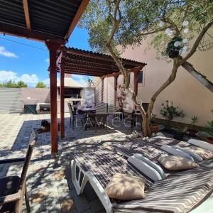 Moderna katnica - 40m od mora - PRIVLAKA