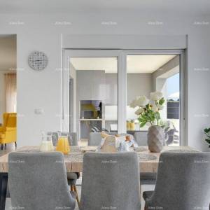 Moderna kuća s bazenom ! Blizina Pule !