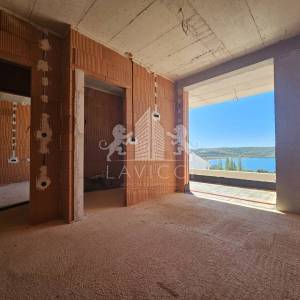 Moderna kuća s bazenom – Rtina, 250 m od mora