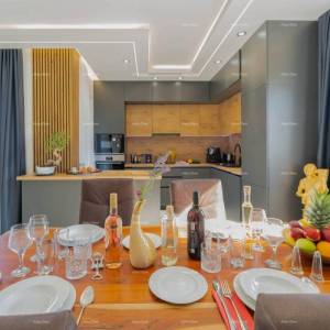 Moderna kuća sa bazenom na odličnoj lokaciji, Medulin!