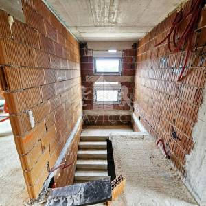 Moderna vila s bazenom u mirnom predjelu - Zaton, Zadar