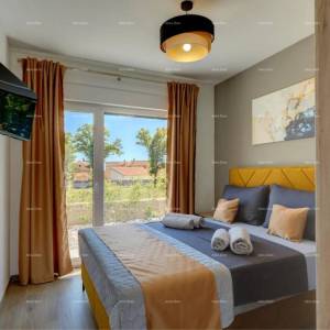 Moderna villa s bazenom i saunom, Marčana!