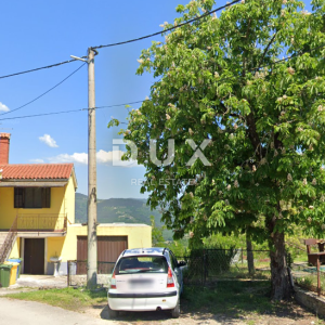 MOTOVUN, ISTRA - Kuća za adaptaciju sa dodatnim zemljištem