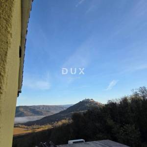 MOTOVUN, ISTRA - Kuća za adaptaciju sa dodatnim zemljištem