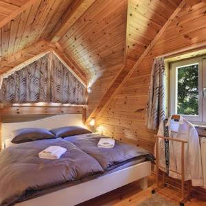 MRKOPALJ - Drvena kuća s otvorenim pogledom