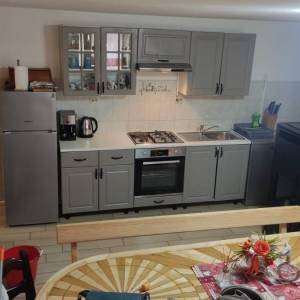 MRKOPALJ - Samostojeća kuća s okućnicom