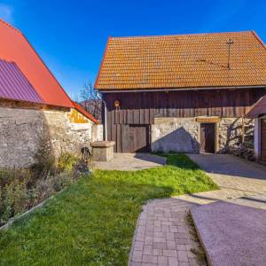 MRKOPALJ - Samostojeća kuća s okućnicom