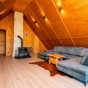 MRKOPALJ - Samostojeća kuća s okućnicom