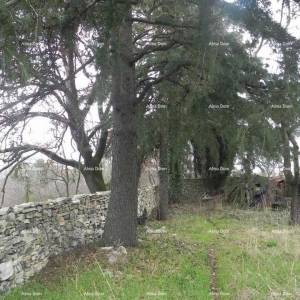 Na prodaju je građevinsko zemljište od 720m²