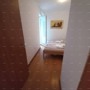 NA PRODAJU – Kuća s dva odvojena stana, Premantura