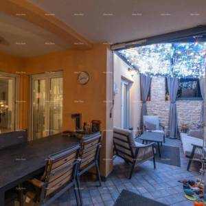 Na prodaju stan u Medulinu, 180 m od plaže.