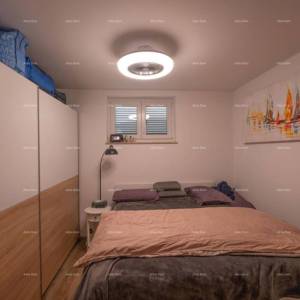 Na prodaju stan u Medulinu, 180 m od plaže.