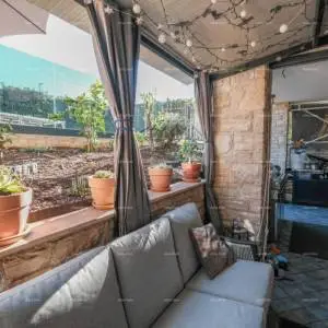 Na prodaju stan u Medulinu, 180 m od plaže.