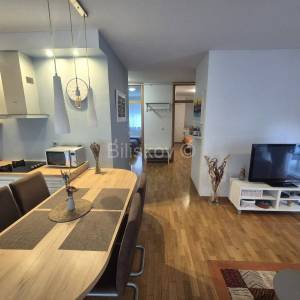 Najam, Jarun, trosoban stan, vrt, parking