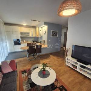 Najam, Jarun, trosoban stan, vrt, parking