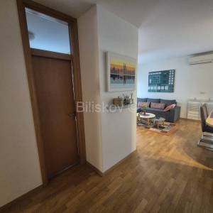 Najam, Jarun, trosoban stan, vrt, parking