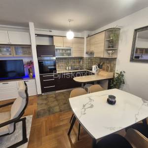 Najam, Jarun, trosoban stan, 68 m2, garaža