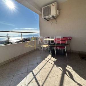 Najam, Rijeka, Zamet, 78m2, 2s+db, lođa, pogled na more