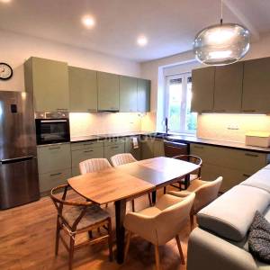 Najam, Šalata, četverosoban stan u visokom prizemlju sa garažom