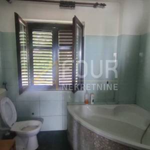 Najam, Saršoni, 180m2, 5skl, 2 balkona, pogodno za radnike!