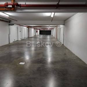 Najam, Trnje, 2-soban stan, garažno mjesto, loggia