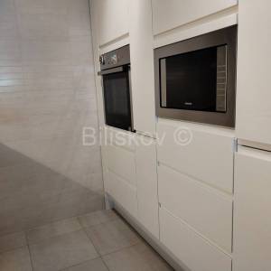 Najam, Trnje, 2-soban stan, garažno mjesto, loggia