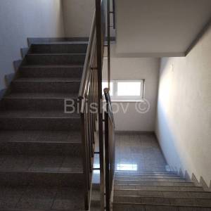 Najam, Trnje, 2-soban stan, garažno mjesto, loggia