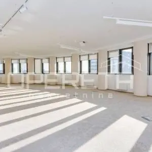 Najam, Ured, Trešnjevka, Trg Dražena Petrovića, 186m2