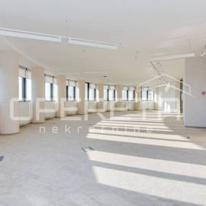 Najam, Ured, Trešnjevka, Trg Dražena Petrovića, 186m2