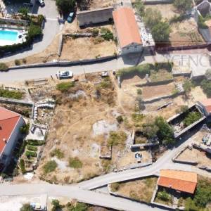 Nerežišća otok Brač građevinsko zemljište 901 m2 + 2 dozvole - novo