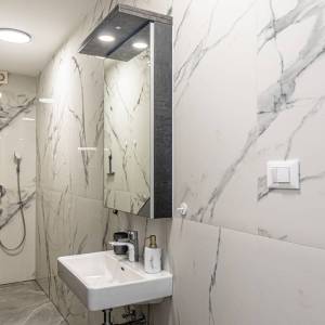 NJIVICE, OTOK KRK - Luksuzni dvoetažni apartman s bazenom